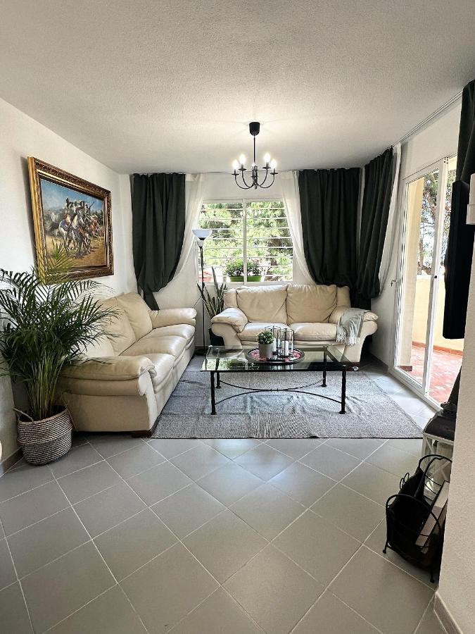 Sitio de Calahonda Art-Apart Caronte In Riviera Del Sol, Mijas Costa מראה חיצוני תמונה